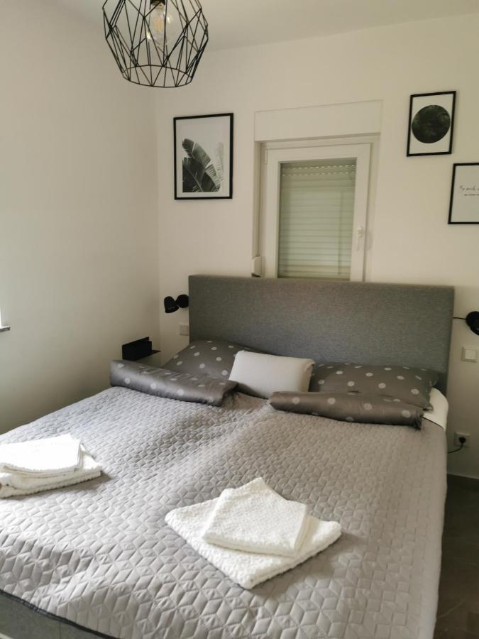Five Bedroom House Near Sandy Beach Villa Major Medulin Exteriör bild